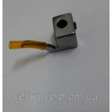 Правий петельник оверлока Luxstyle/Soontex 700; 720 720D-700D