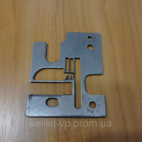 Игольная пластина для китайского оверлока на 4-е нити